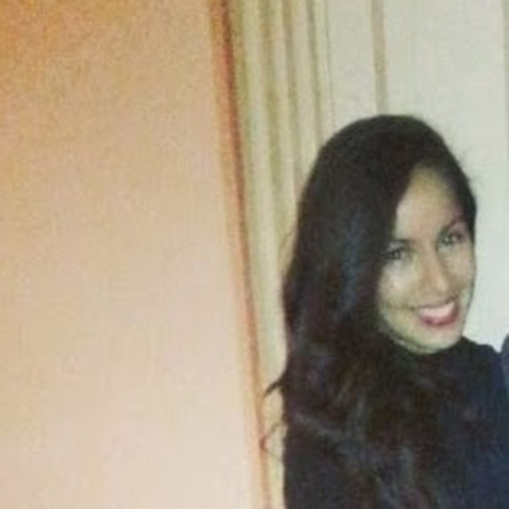 Meet your Posher, Ariela